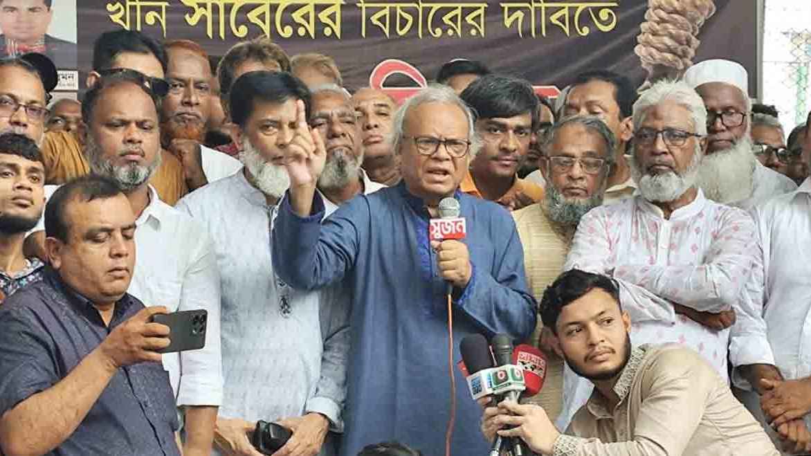 সাবের হোসেনের মুক্তি নিয়ে প্রশ্ন তুললেন রিজভী